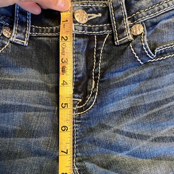 Miss Me Boot Cut Jeans Amazing Condition - Picture 5 of 8